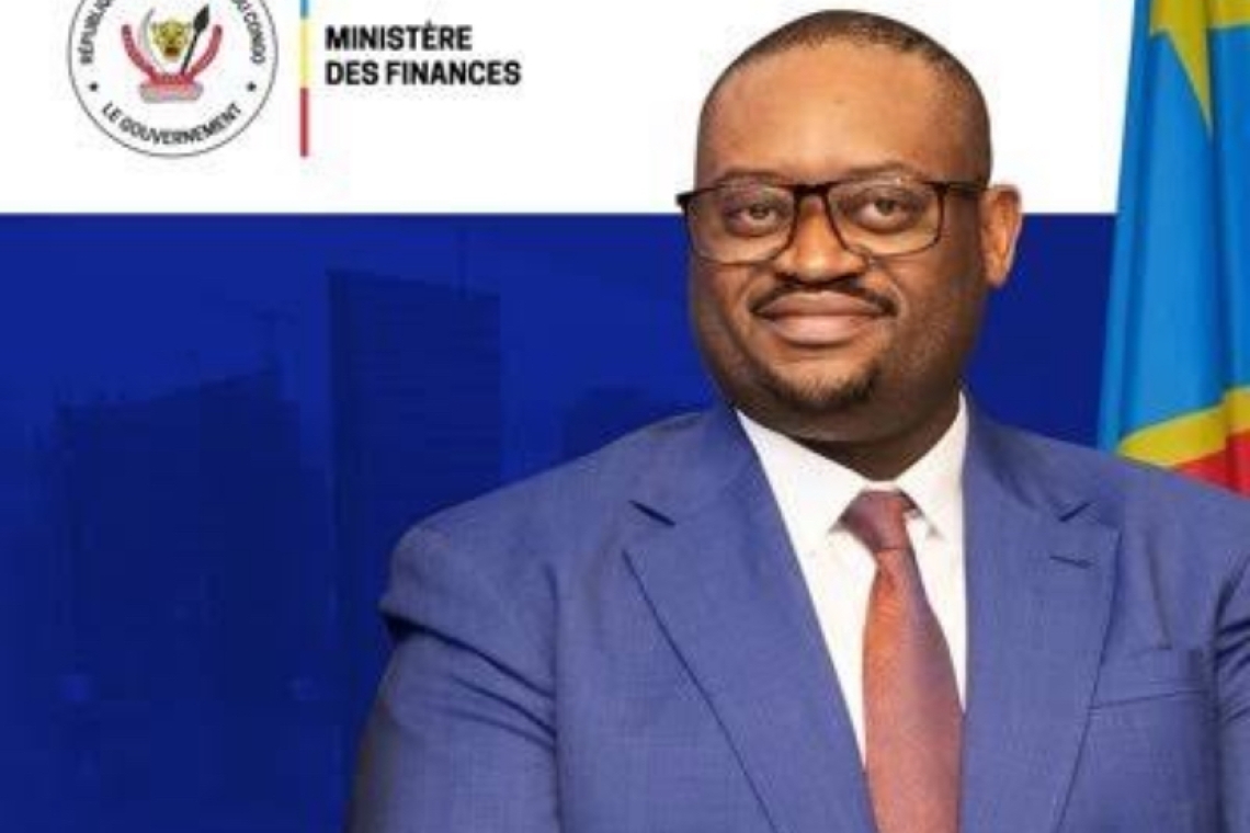 Le ministre Doudou Fwamba un esclave de la loi. Toute permutation ou promotion en grade des agents dans les régies financières doit avoir un avis favorable au préalable du ministre de tutelle.