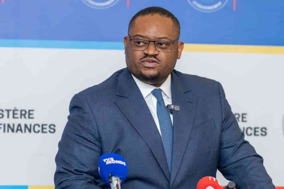 Doudou Fwamba signe un grand coup à la Banque mondiale. La RDC bénéficie de 1,49 milliard USD pour soutenir quatre projets majeurs.