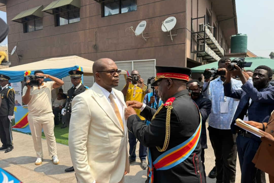 Le DG Freddy Muamba décoré de la médaille de mérite civique